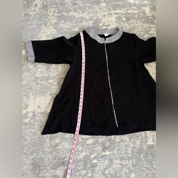 Gump's San Francisco Blue V-neck Blouse Size L - Picture 7 of 9